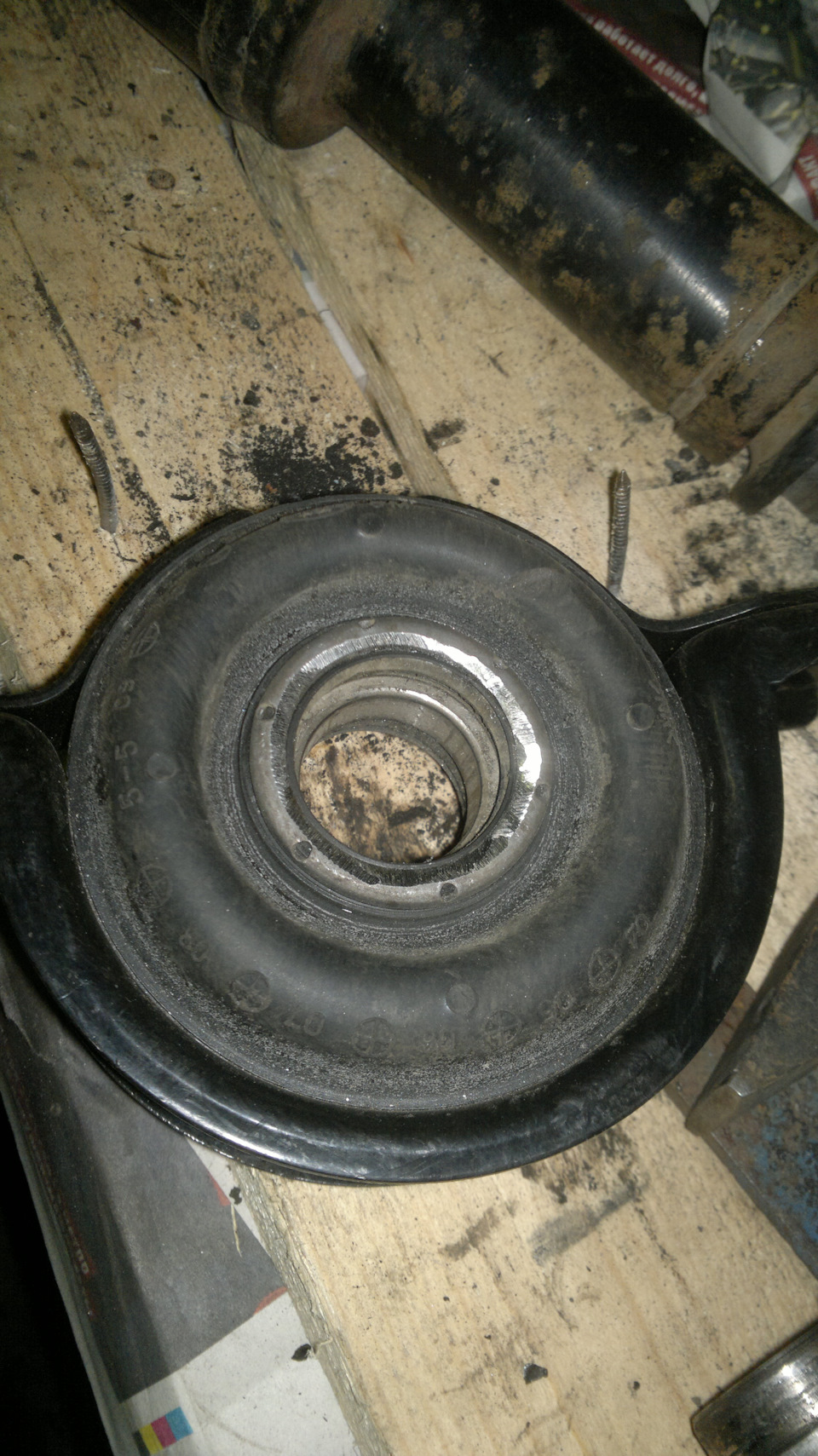 Подточил внутреннюю металлическую кромку — KIA Mohave (HM)