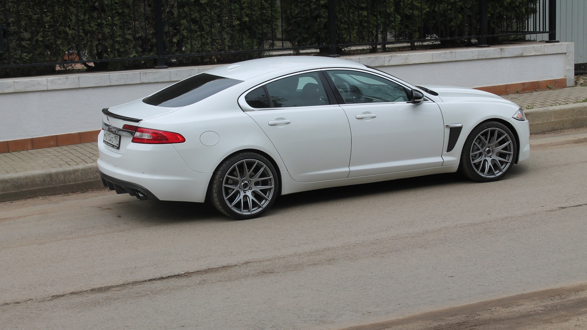 Jaguar xf переделка в рестайлинг