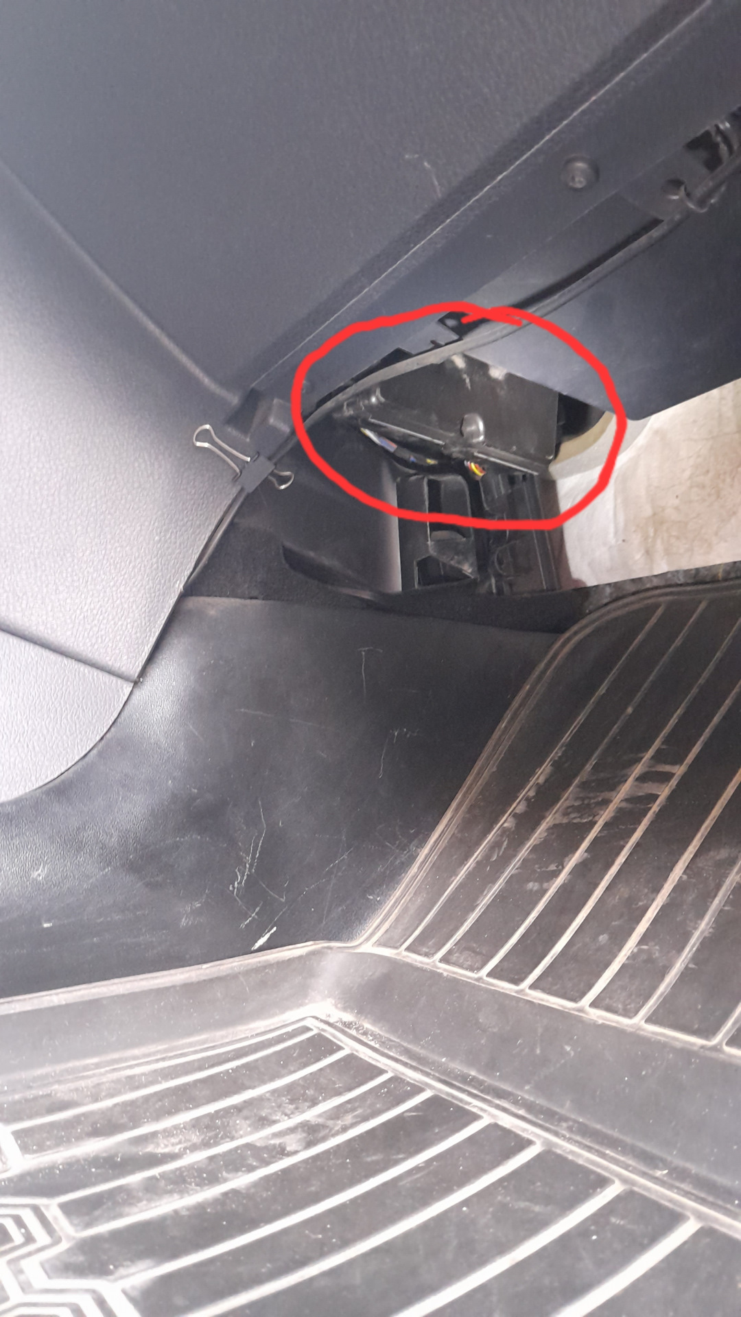 WTF? Подскажите, что это? — Renault Sandero Stepway (2G), 1,6 л, 2016 ...