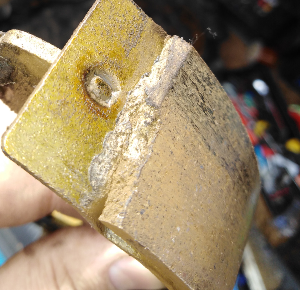 Греется задний левый барабан. — KIA Rio (1G), 1,6 л, 2002 года | своими ...