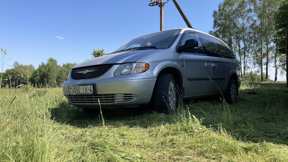 Вояджер китайский автомобиль. Chrysler l0007444na.