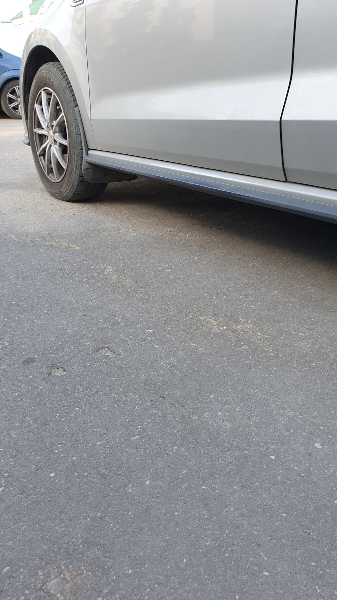 Замена стоек и амортизаторов в круг + пружины — Volkswagen Polo Sedan ...