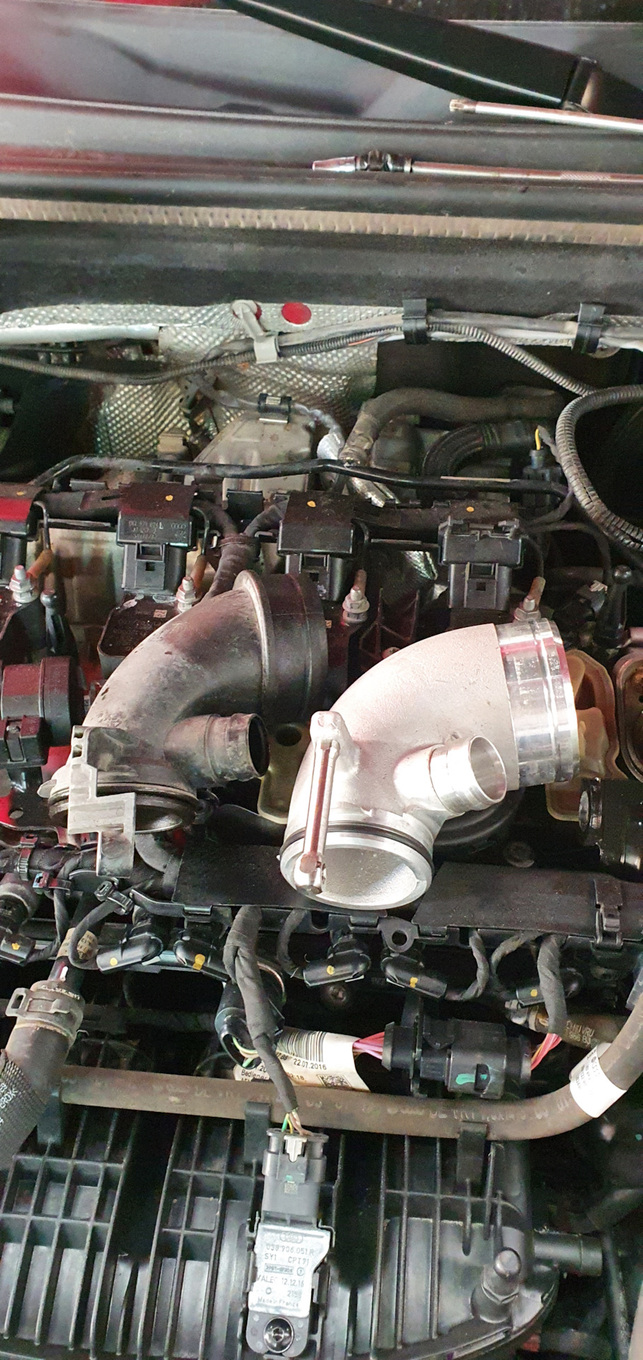 038906051R Датчик, температура впускаемого воздуха VAG | Запчасти на DRIVE2