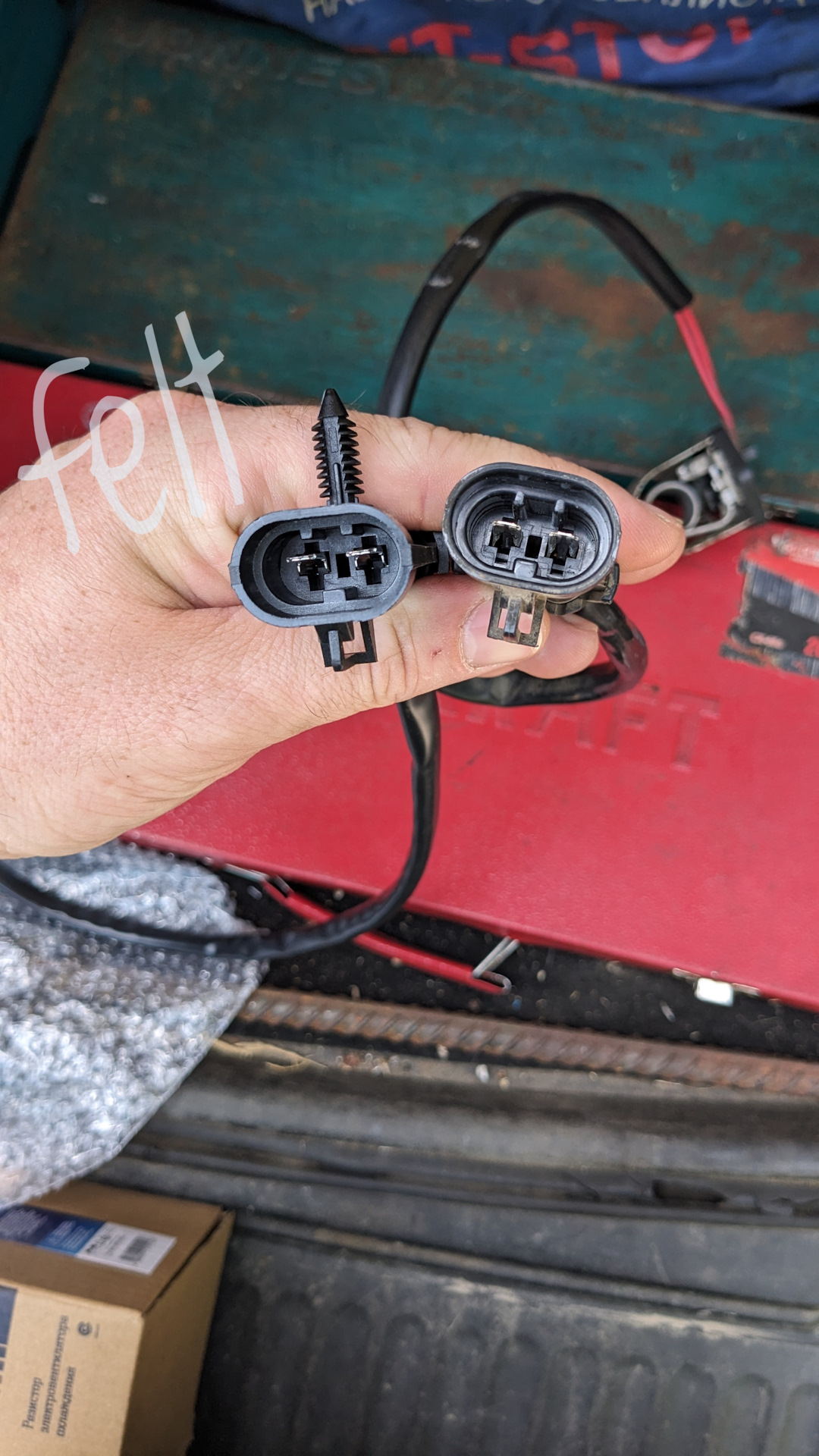 Резистор электровентилятора охлаждения Лада 2123 Chevrolet Niva. Замена ...