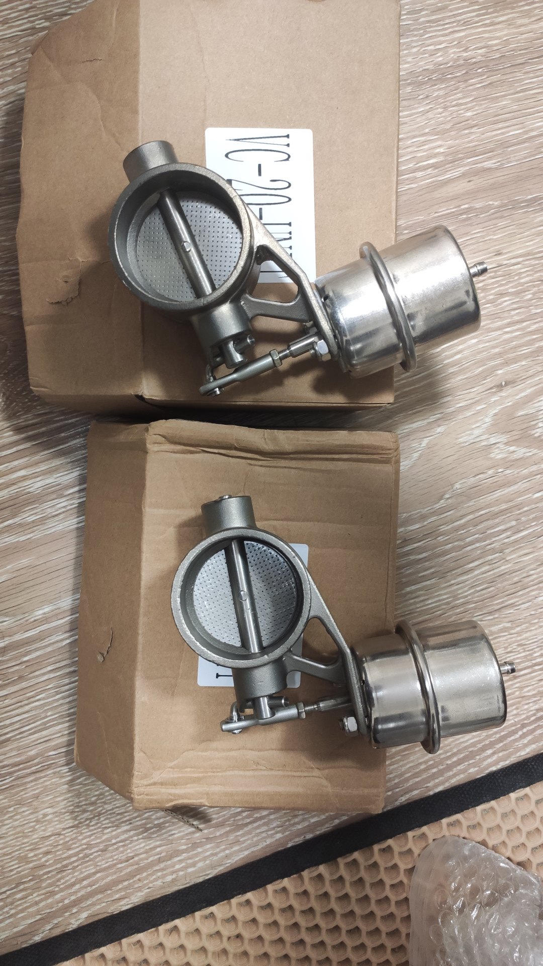 |046| Управляемый звук выхлопа. Монтаж вакуумных заслонок. Отказ от ...