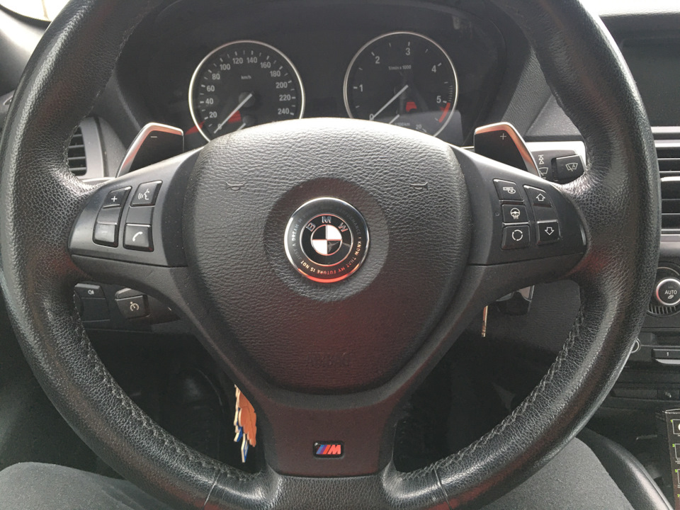 Эмблема на руль… — BMW X5 (E70), 3 л, 2009 года | аксессуары | DRIVE2