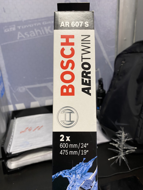 2X SPAZZOLE TERGICRISTALLO BOSCH 3397118909 AEROTWIN AR607S 600mm