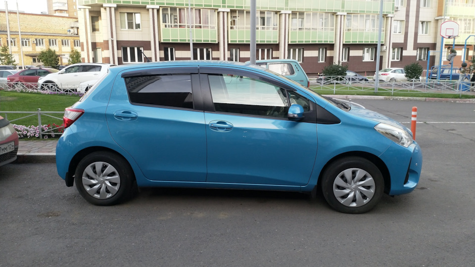 Toyota Vitz (130) 1.0 бензиновый 2017 | на DRIVE2