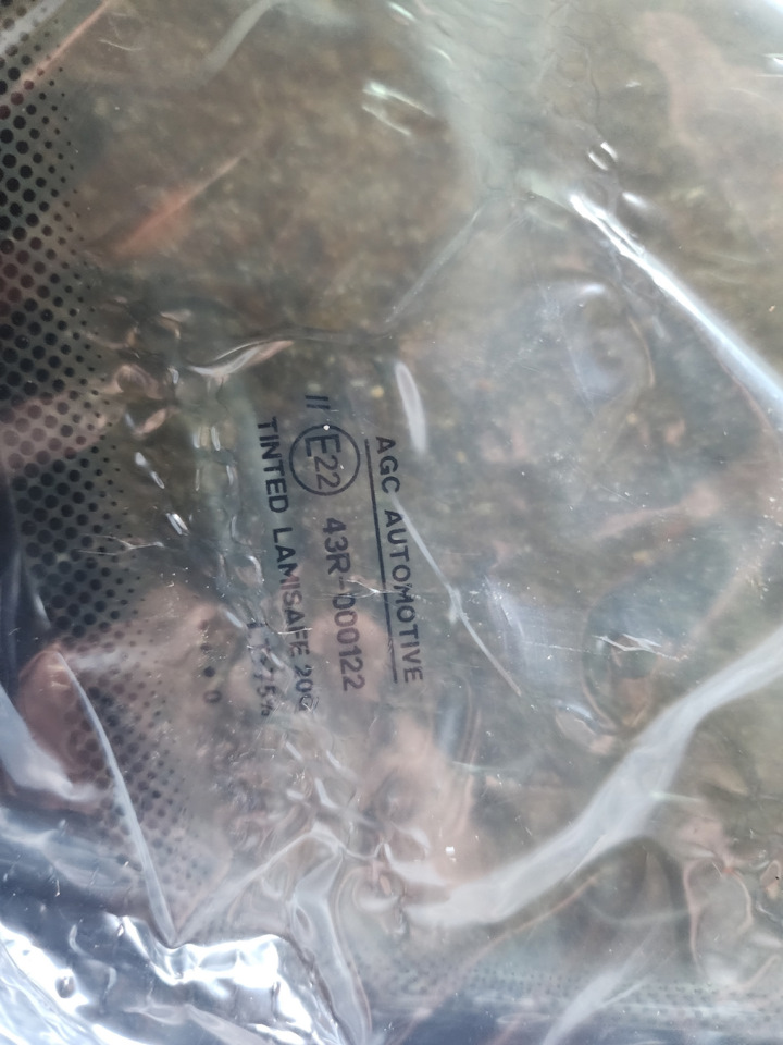 Стекло лобовое LADA Vesta на Lada Vesta, Lada Vesta Cross, Lada Vesta ...