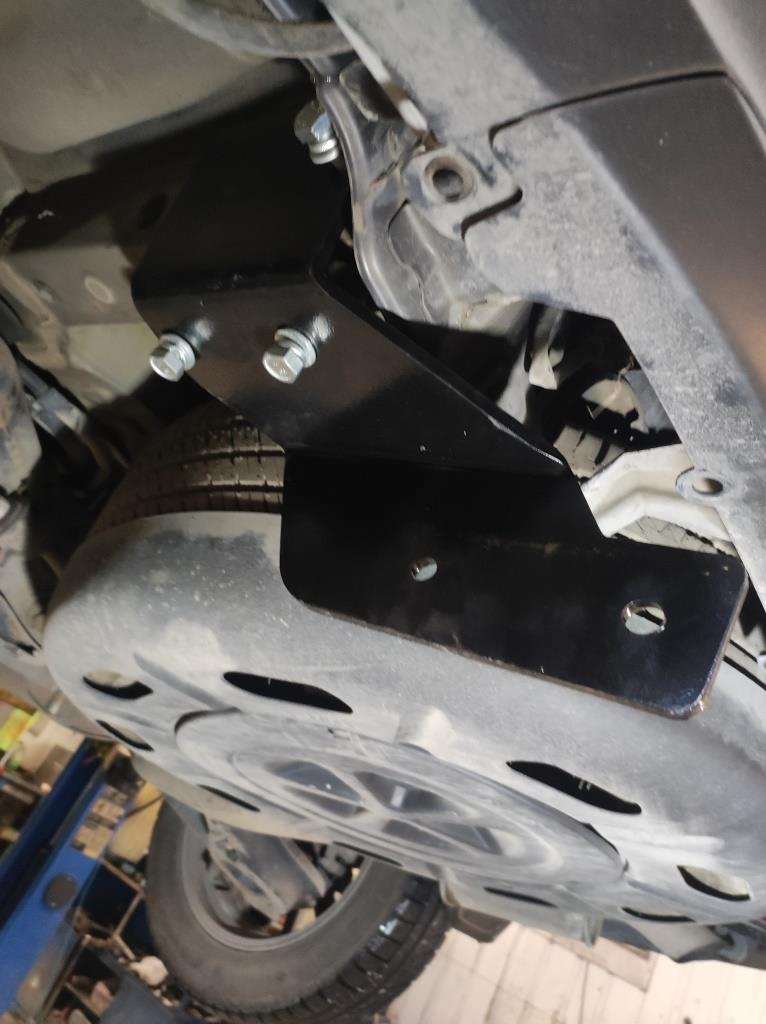 Установка фаркопа на Тойота Хайлендер 3 — Toyota Highlander (XU50), 3,5 ...