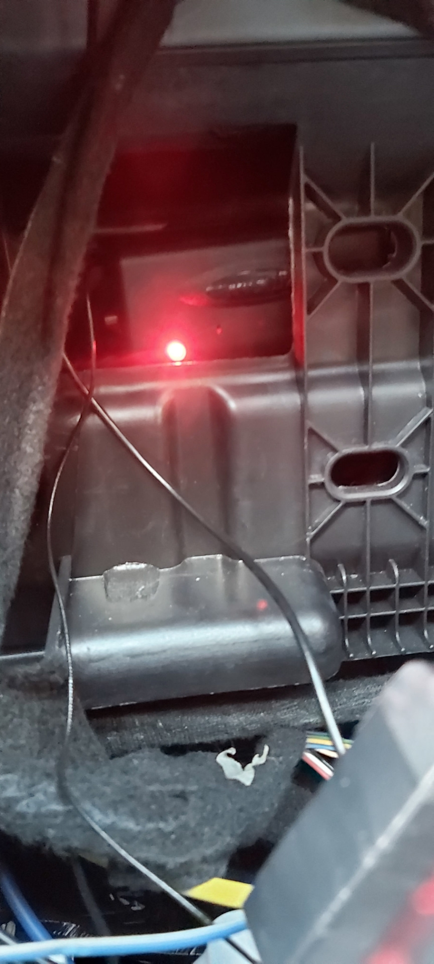 Новая антенна Alca и антенный усилитель Триада-305 — Renault Sandero ...