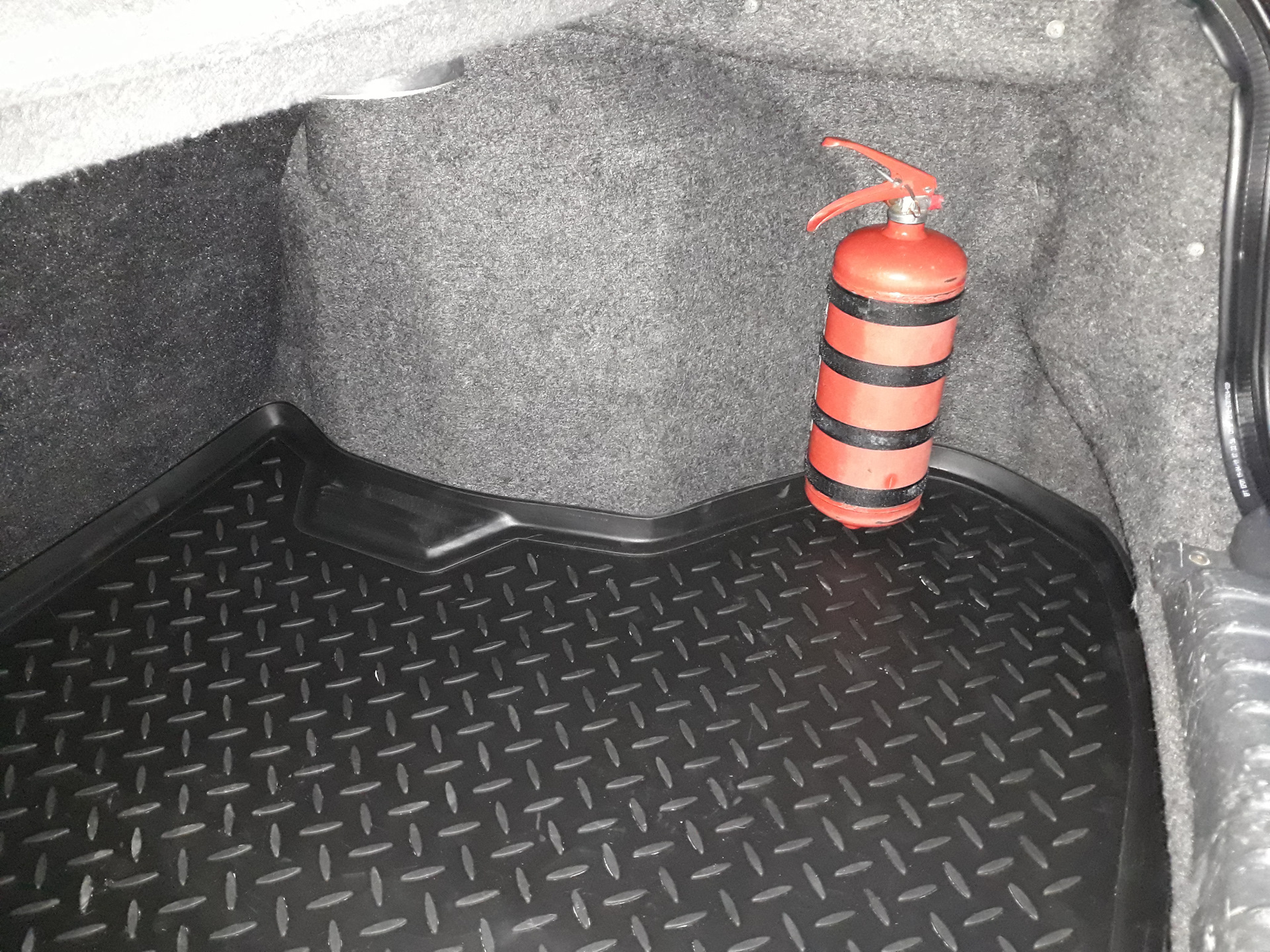 Деревянный пол багажника 2112