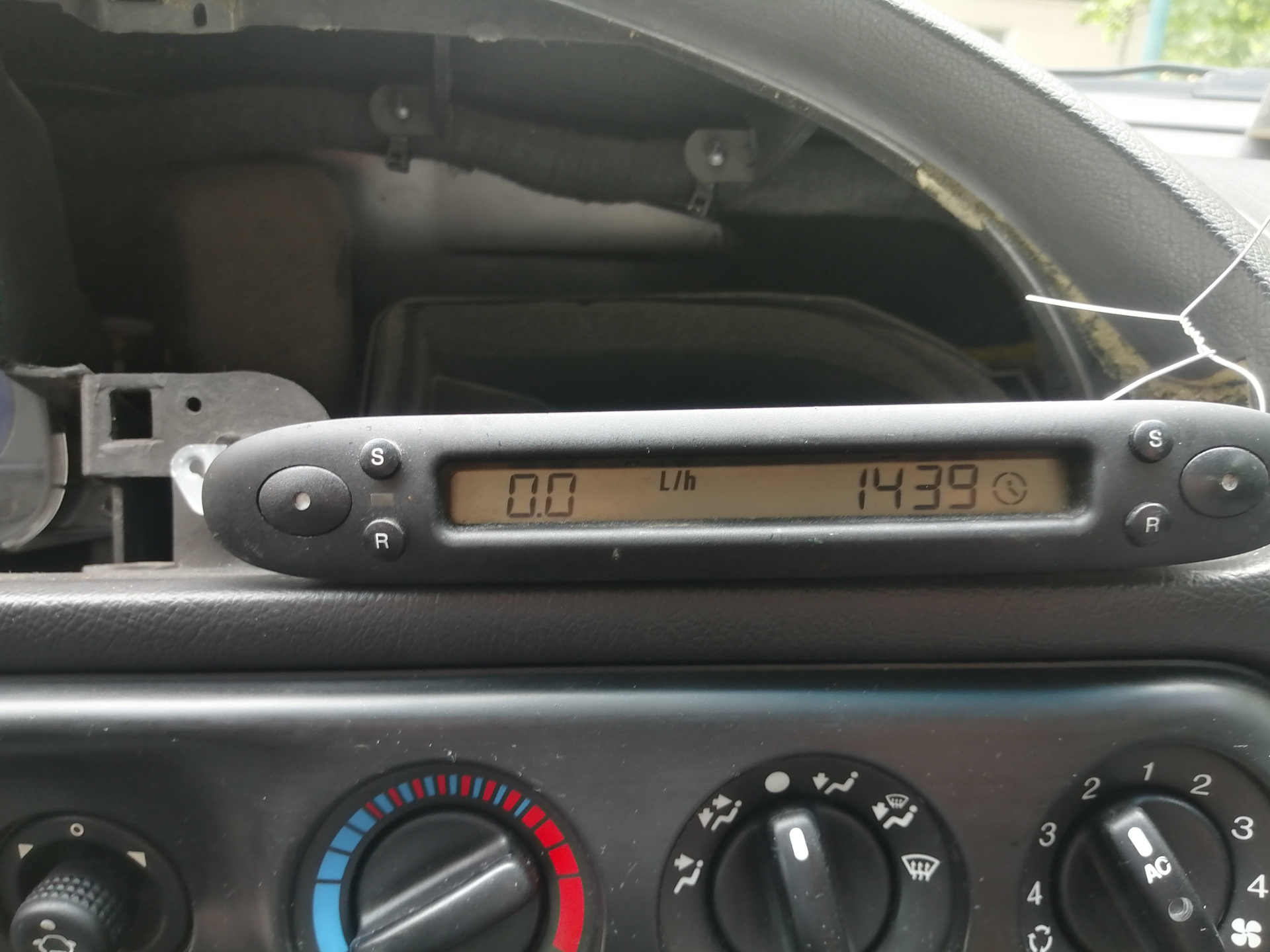 бортовые компьютеры на форд. бортовой компьютер форд мондео 2. бортовой компьютер multitronics astra h. бортовой компьютер форд фокус 1. бортовой компьютер на форд мондео 1 1993.