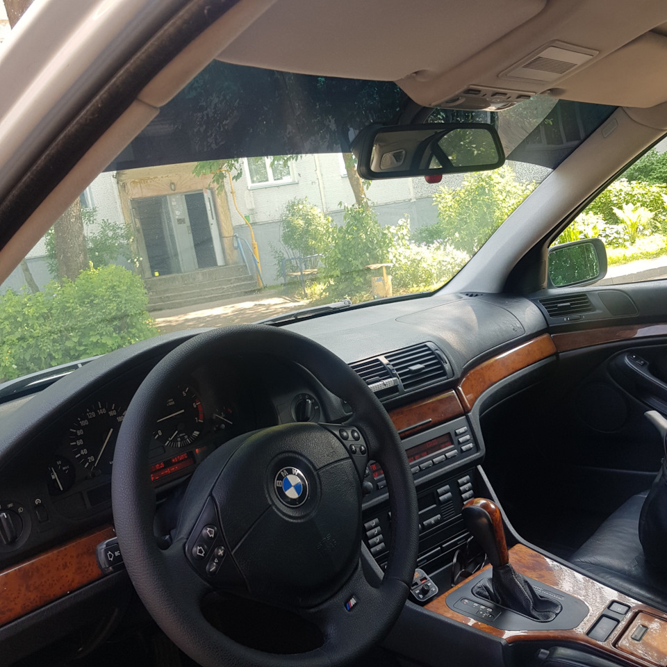 Тонировочная полоса на лобовое стекло🕶 — BMW 5 series (E39), 3,5 л ...