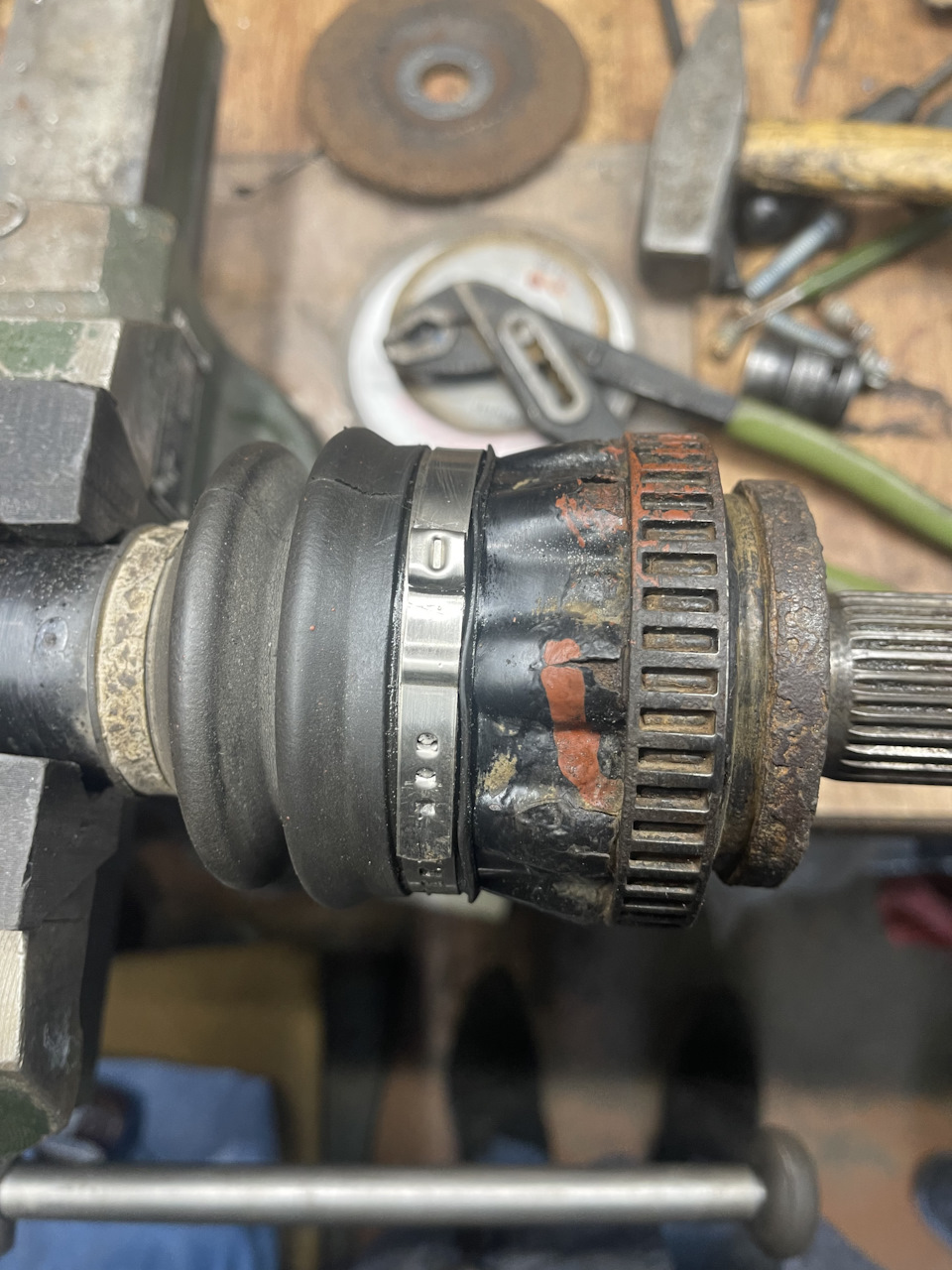 Замена подшипника ступицы задних колес, новые болты колес. (Febi) — BMW ...