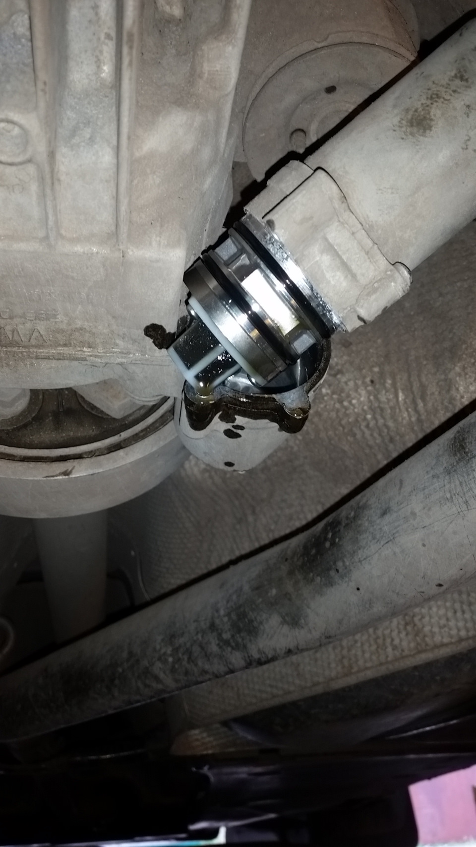 Замена масла в муфте Haldex. — Volkswagen Tiguan (2G), 2 л, 2017 года ...