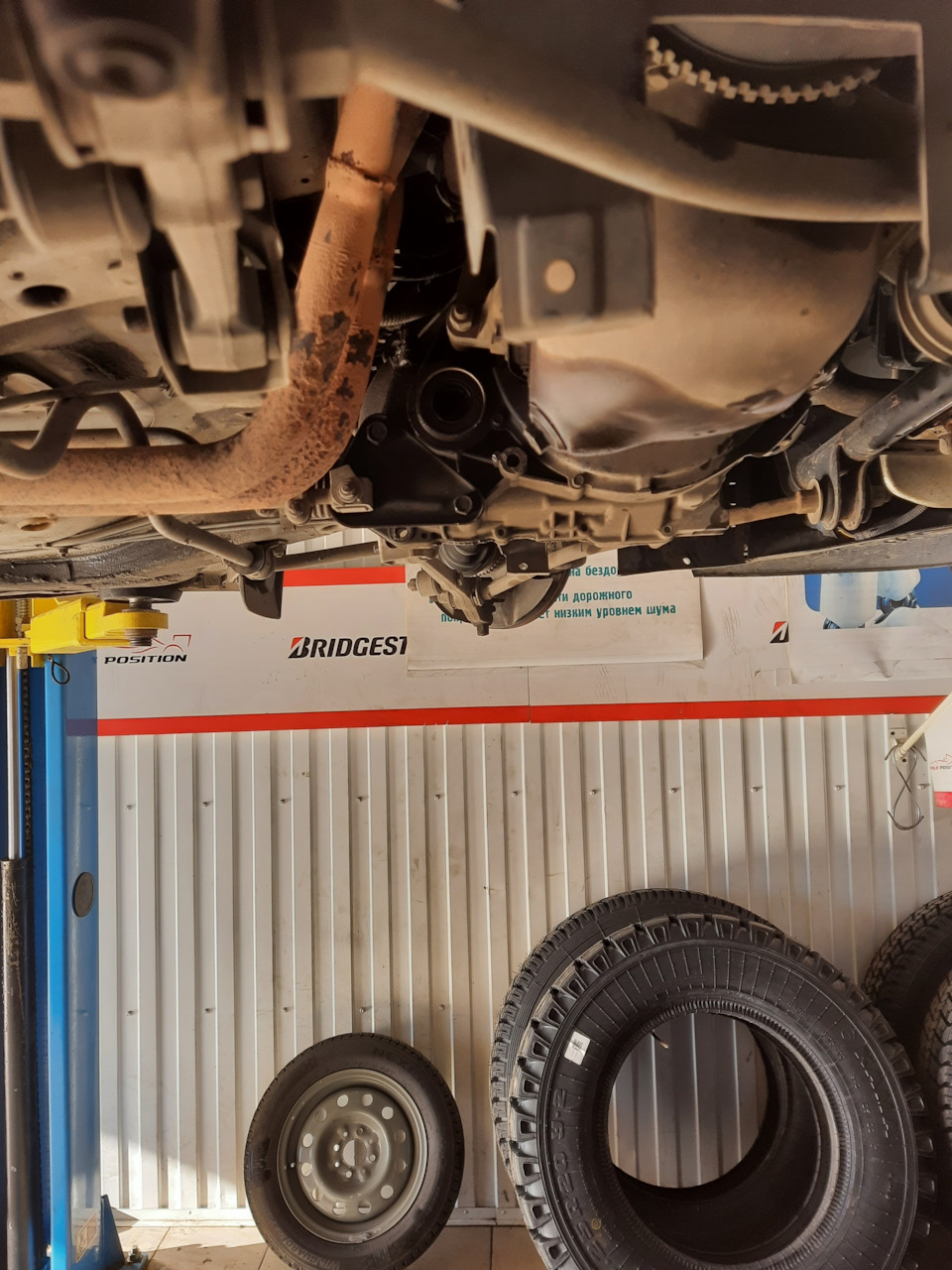 замена гранат, натяжного ролика и термостата. — Lada Приора седан, 1,6 ...