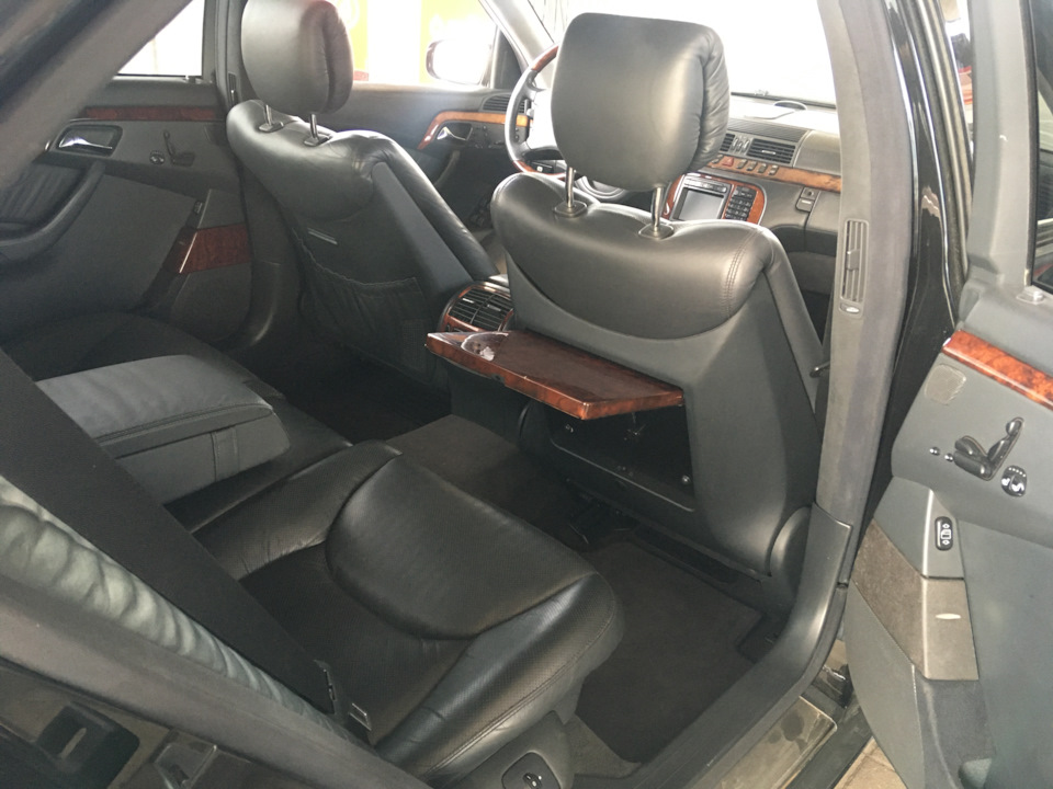 Фото в бортжурнале Mercedes-Benz S-Class (W220)