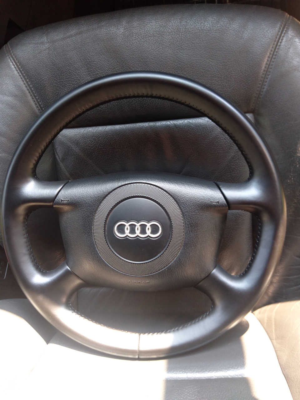 Руль — Audi A6 (C5), 2,8 л., 1998 года | запчасти | DRIVE2