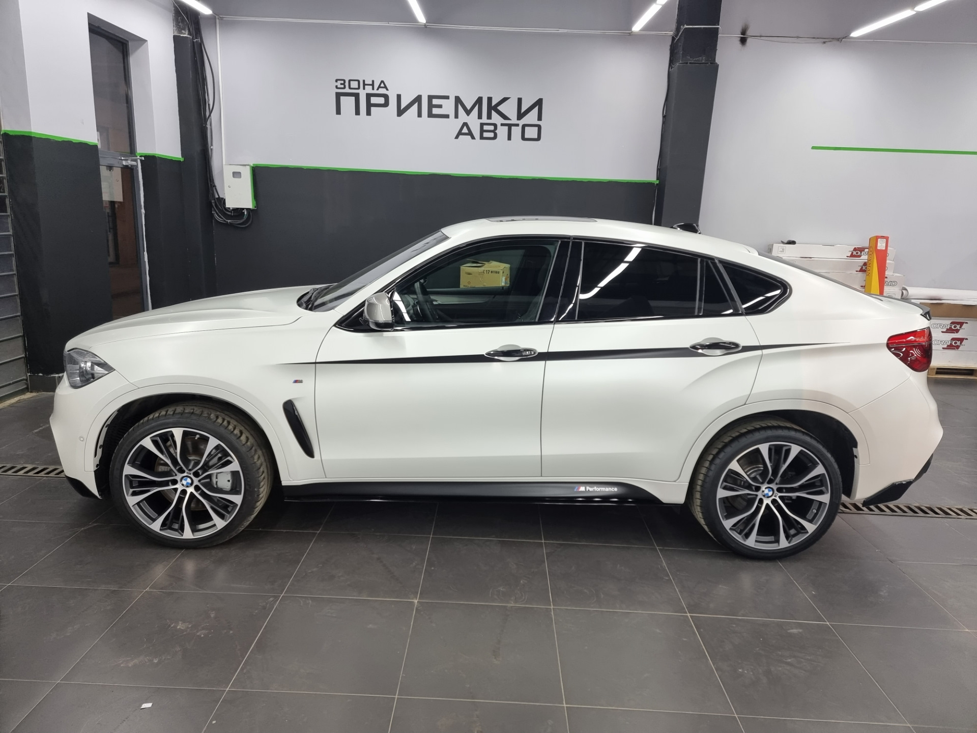 Белая матовая пленка — BMW X6 (F16), 3 л, 2019 года | стайлинг | DRIVE2