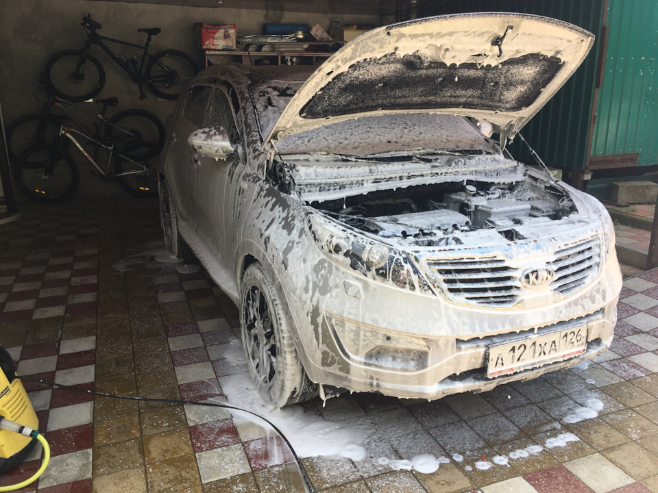Консервант для двигателя — KIA Sportage (3G), 2 л, 2011 года | мойка ...