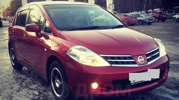 Nissan Tiida RED