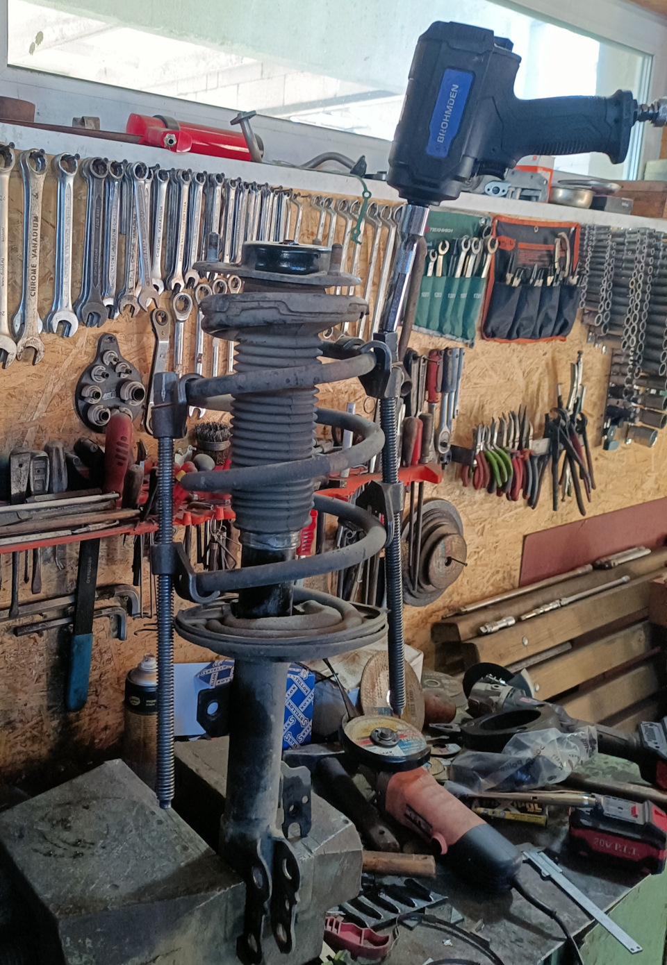 Фото в бортжурнале Toyota Sienna (3G)