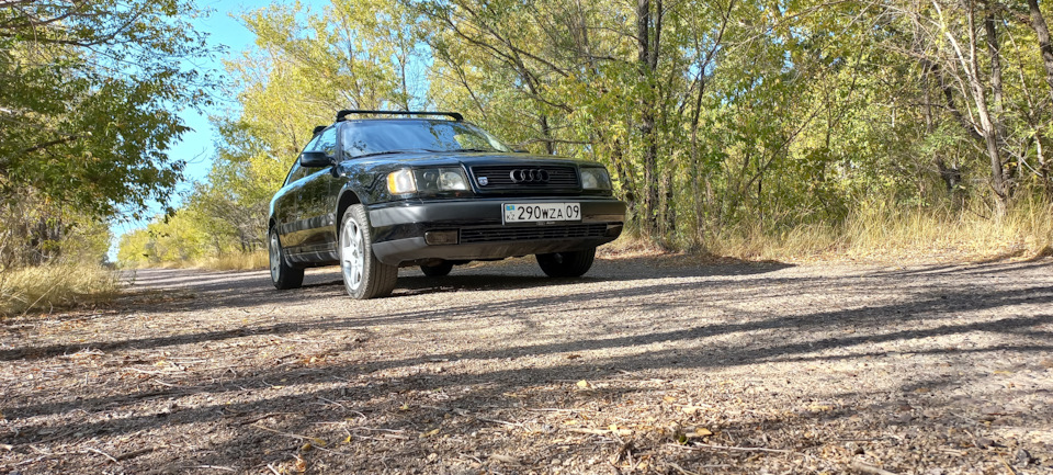 Фото в бортжурнале Audi 100 (C4)