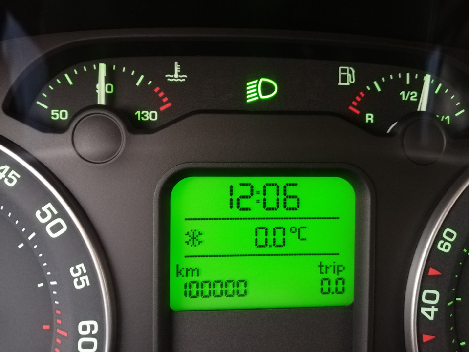 Первая сотня — Skoda Octavia A5 Mk2, 1,4 л, 2008 года | просто так | DRIVE2