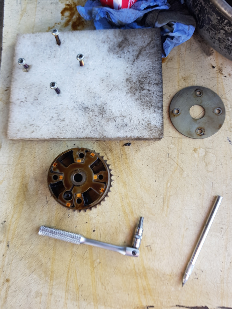 замена цепи и чистка муфты vvt-i — Toyota Avensis II, 1,8 л, 2007 года ...