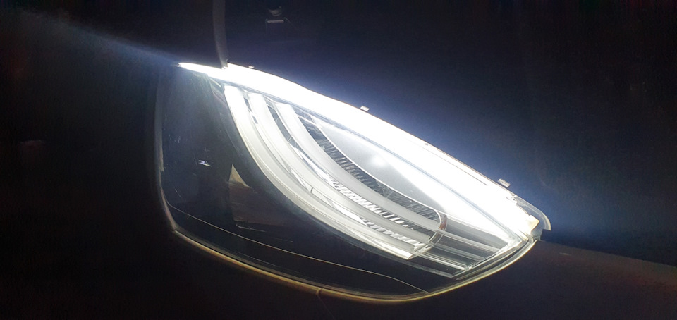 2 в 1 динамический бегущий поворотник и дхо. — Renault Grand Scenic III ...