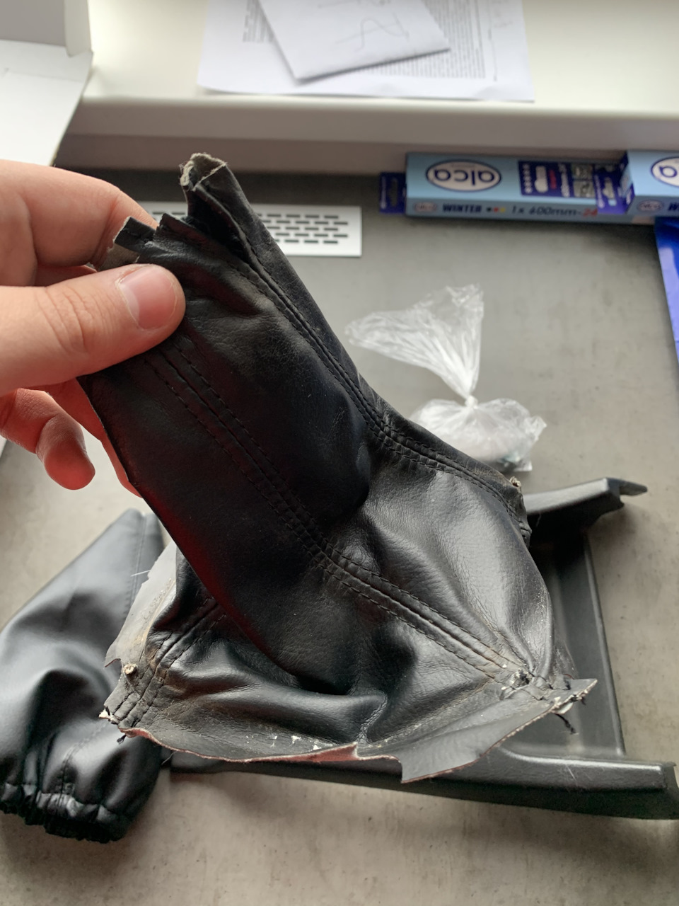 съемная центральная стойка. как снять накладку субару. стандартная резка центральной стойки на subaru. пластик передних стоек т5. снятие заднего бампера subaru legacy 2011 год.