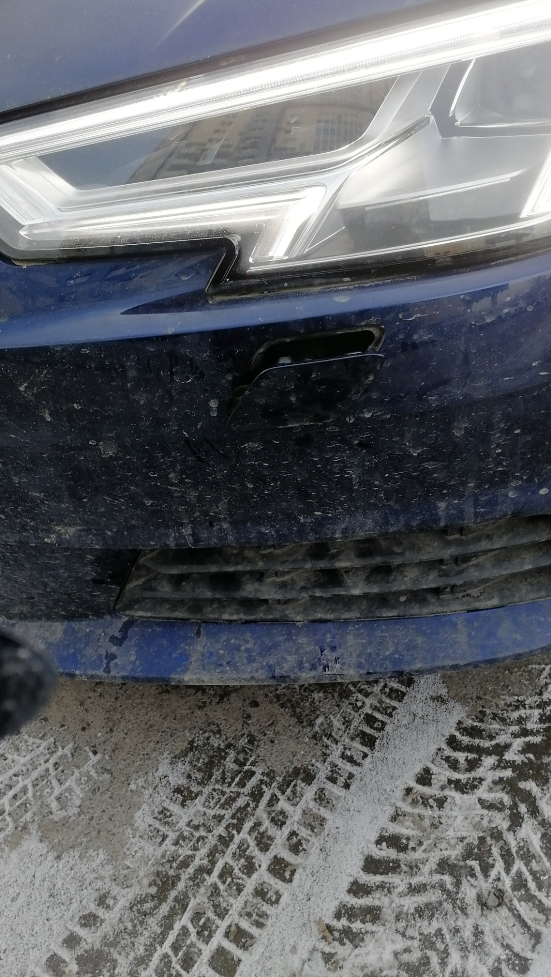 Как поставить омыватель фар на место. — Audi A4 (B9), 1,4 л, 2018 года ...