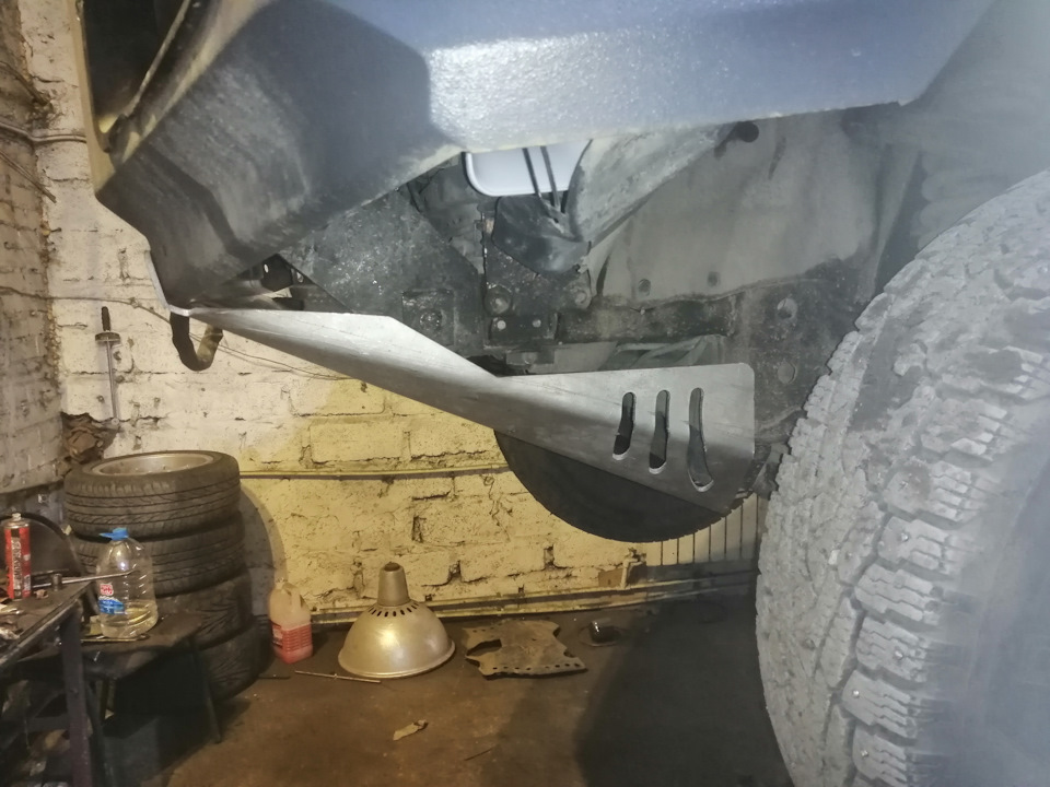 Фото в бортжурнале Toyota Land Cruiser Prado 90-series