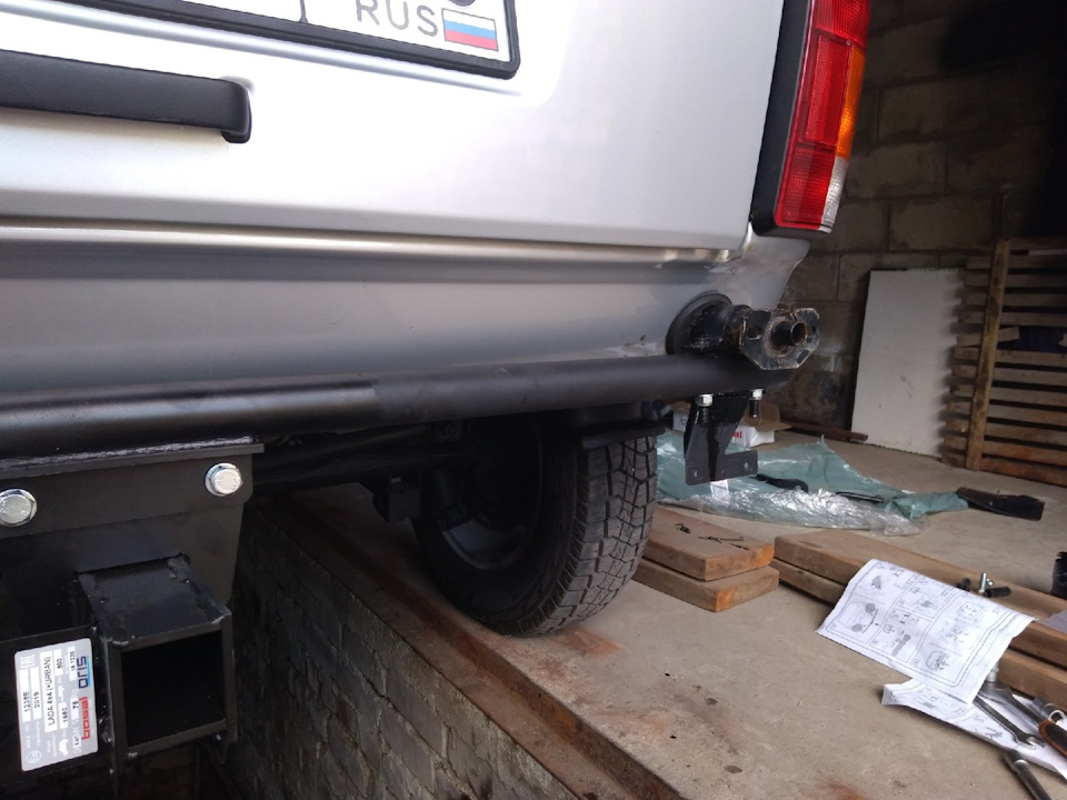 Фаркоп на ниву урбан от bosal - Lada 4x4 3D, 1,8 л, 2018 года аксессуары DRIVE2