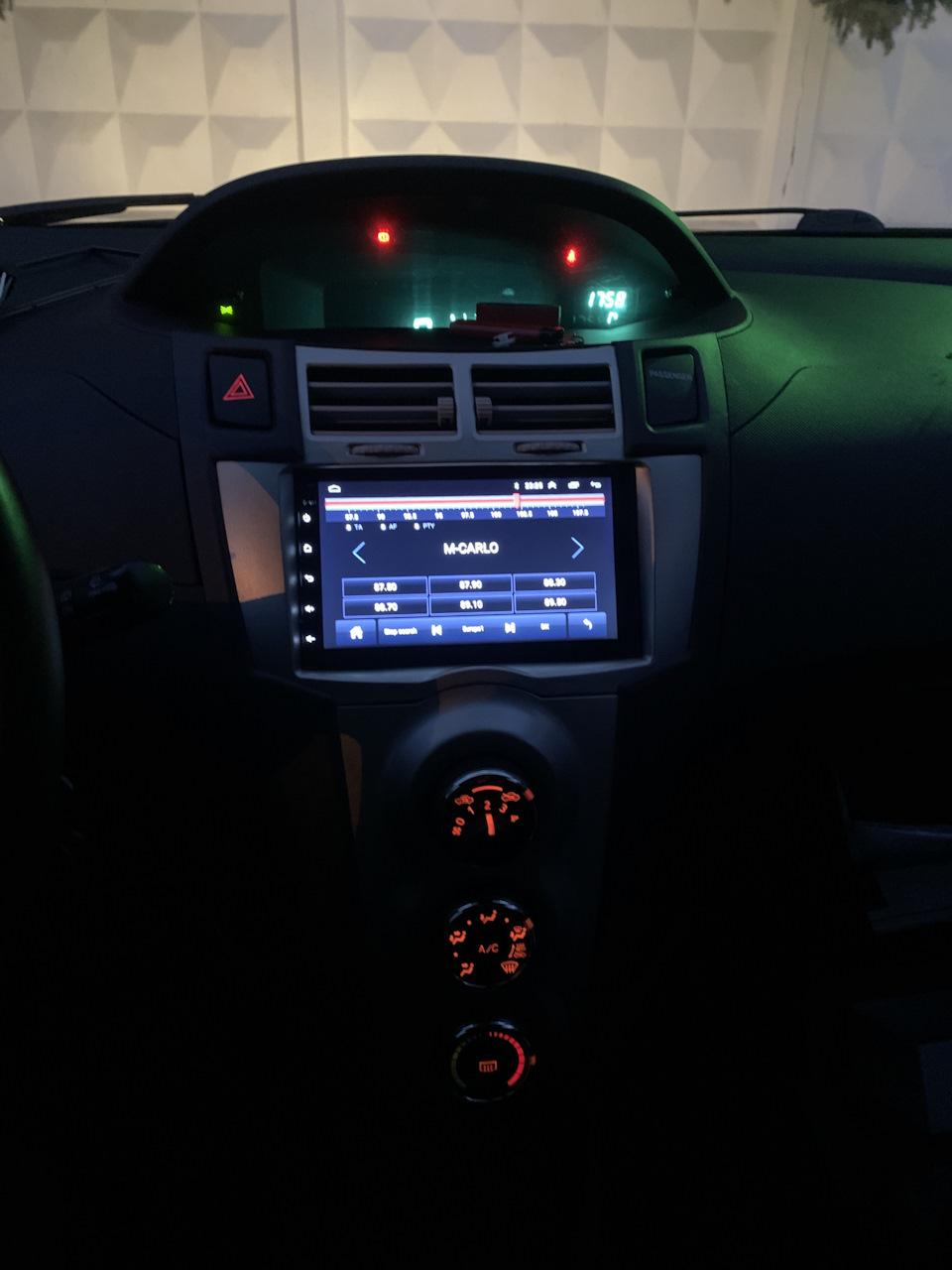 Итог в салоне) — Toyota Yaris (p2)