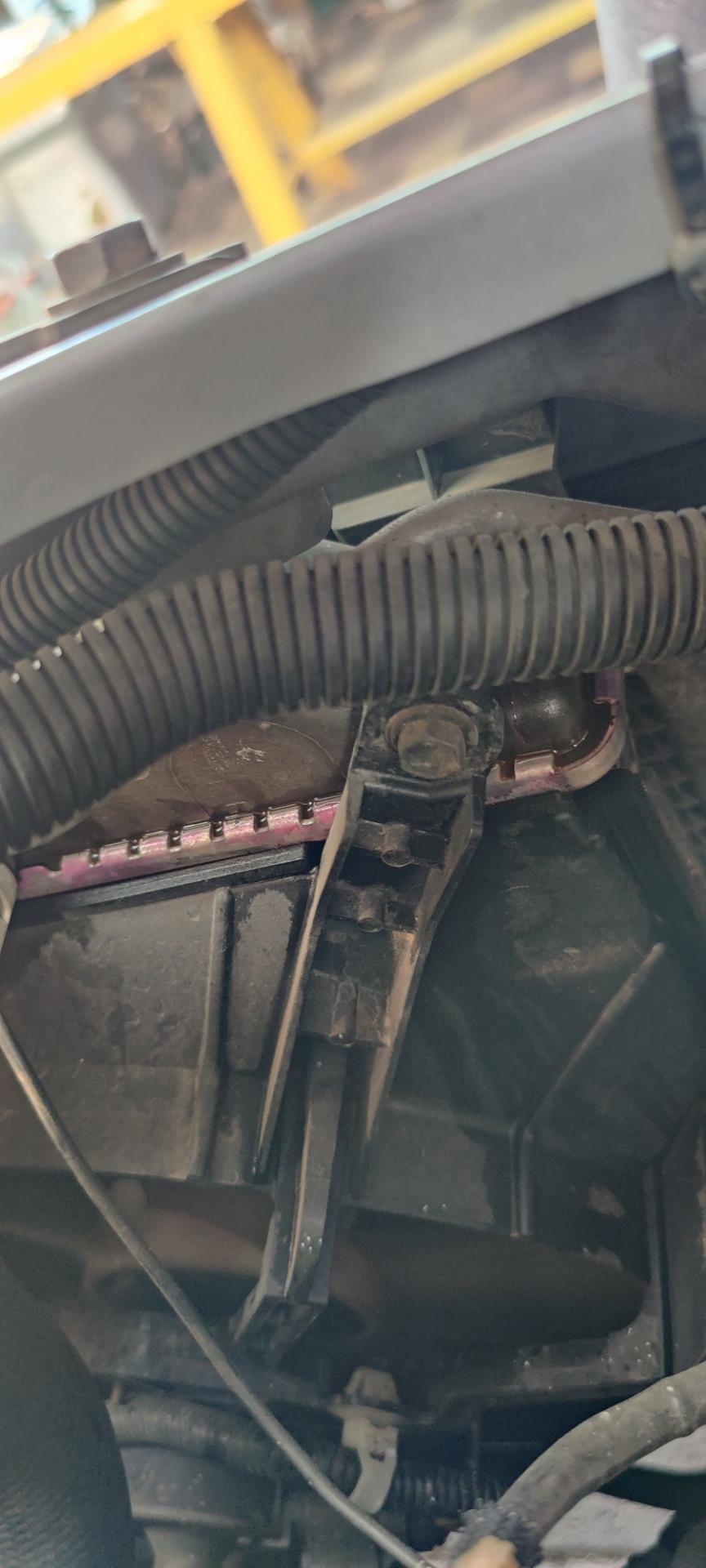 18) Нужна помощь. Потек радиатор охлаждения. — Daihatsu Mira (L250 ...