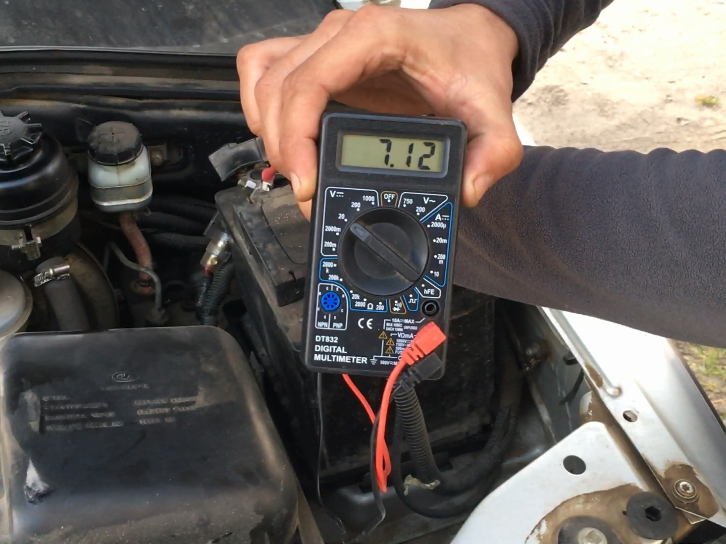 30 пуск двигателя. Схема пуска электродвигателя 220в. Пуск электродвигателя. Пускатель электромагнитный 380в схема подключения. Схема плавного пуска асинхронного двигателя 380в.