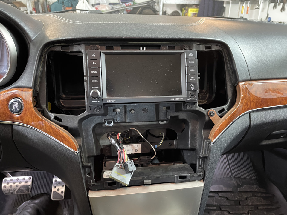 разбираем — Jeep Grand Cherokee (WK2)