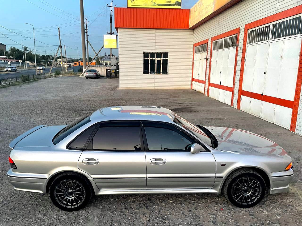 Колеса шымкент. Колеса шымкент. Колеса шымкент. Мицубиси сигма 1992 3л. Мицубиси sigma 1992.