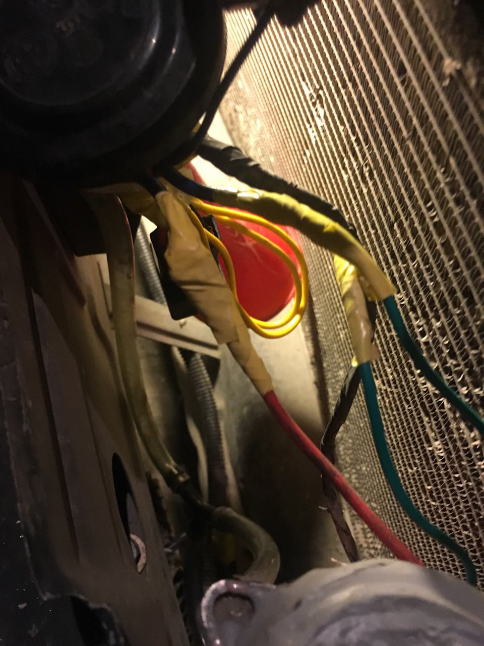 Установка воздушного сигнала — LADA Приора Купе, 1,6 л., 2011 года ...