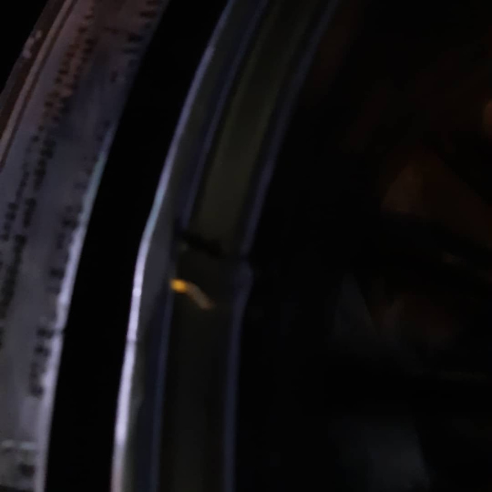 Треснул диск. — Audi A6 (C5), 2,7 л, 2000 года | колёсные диски | DRIVE2