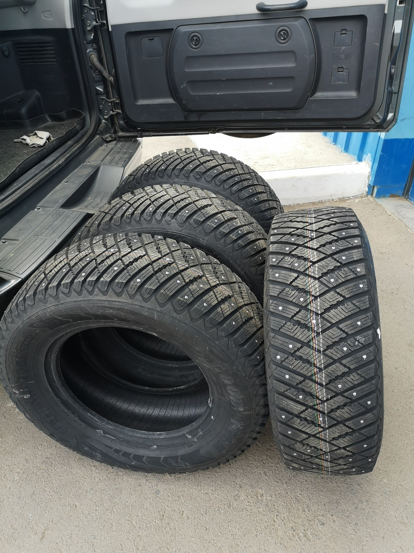 Резина goodyear ultragrip ice arctic suv