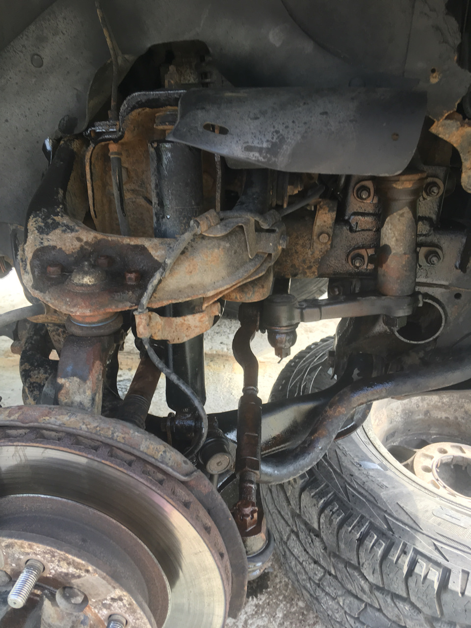 Устраняю скрип бардачка — Volkswagen Passat B6, 2 л, 2007 года | своими ...