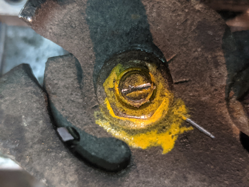 Фото в бортжурнале Toyota HiAce (H100)