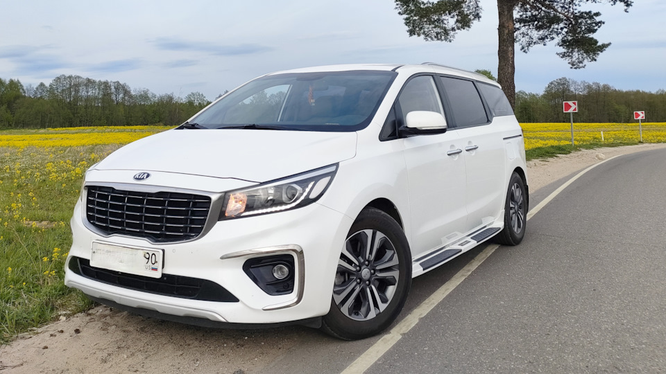 KIA Carnival Карни