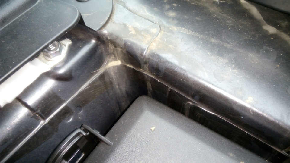 Вода в моторном отсеке. — Hyundai Creta (1G), 2 л., 2019 года | другое ...