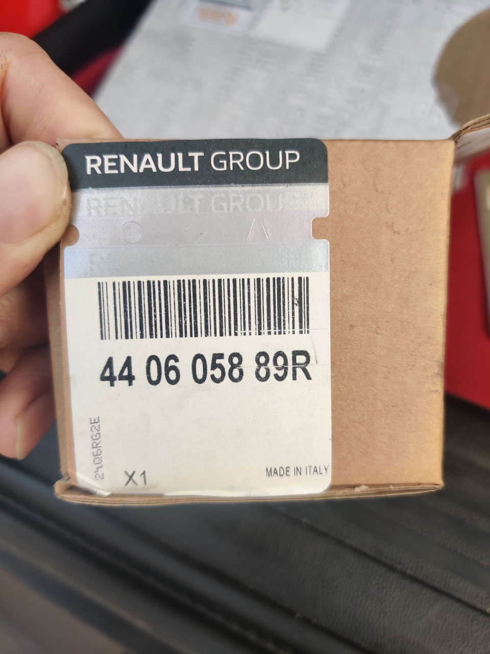 440605889R Колодки тормозные задние RENAULT | Запчасти на DRIVE2