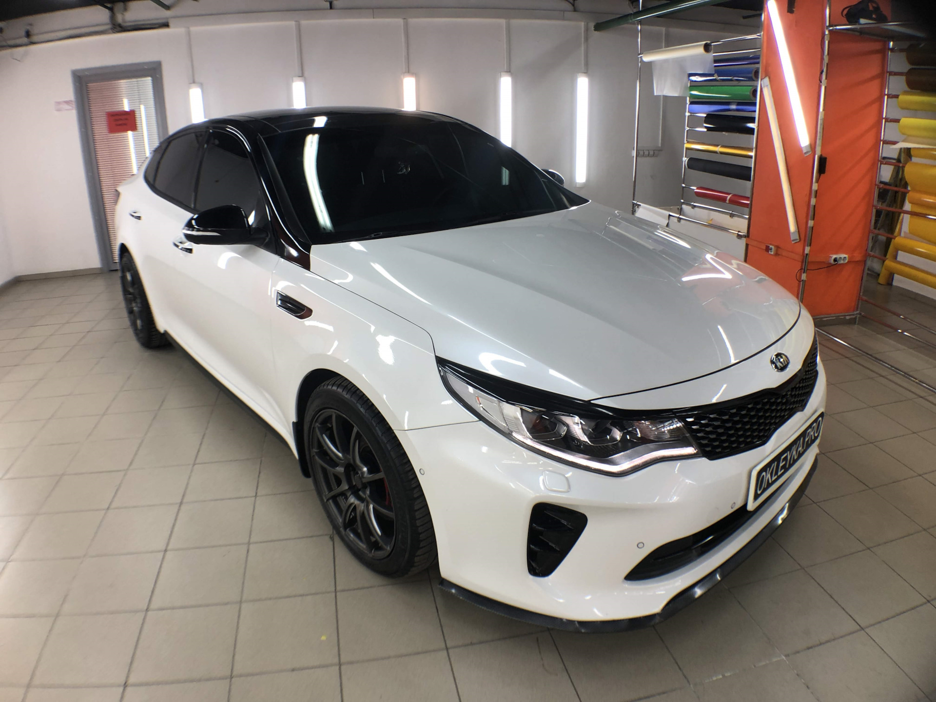 Kia Optima k5 черная антихром