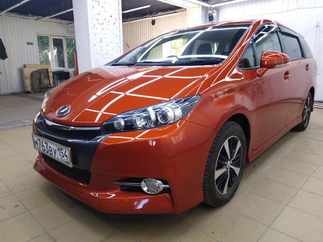 Тойота виш 2024. Тойота Виш оранжевый. Toyota Wish 1. Тойота Виш цвета. Тойота Виш 1.8.